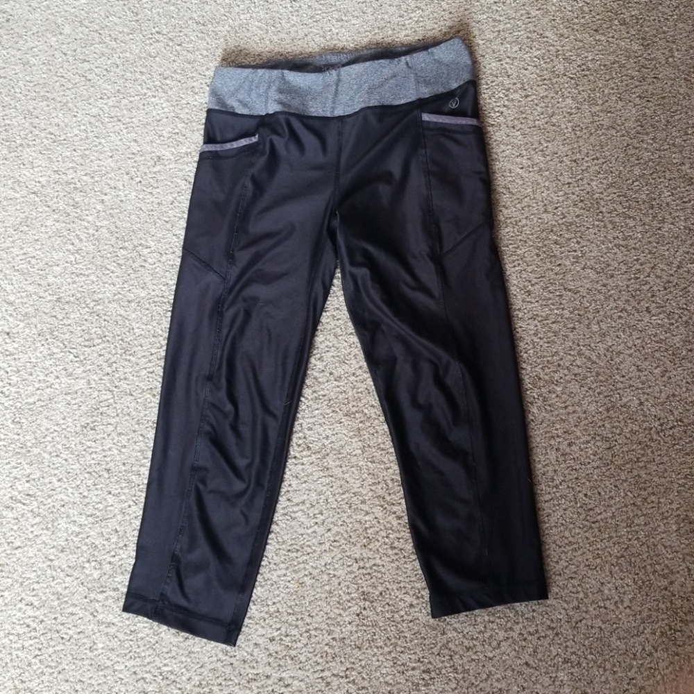 Vogo capri workout leggings